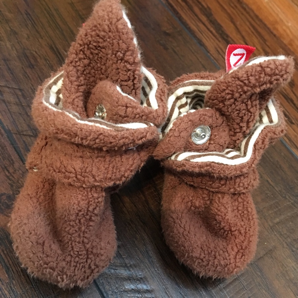 Zutano booties